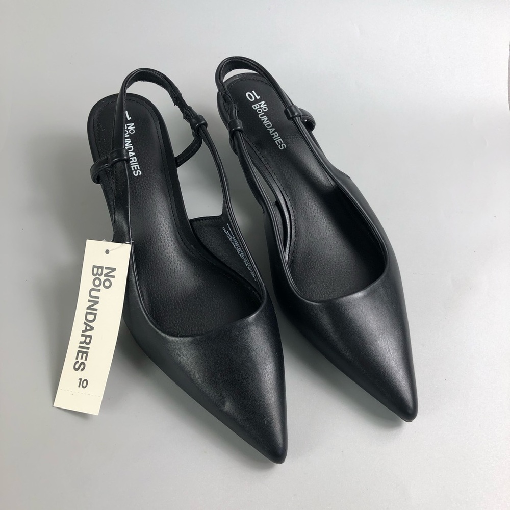 No Boundaries Black Pointed Slingback Heels - Women Size 10
